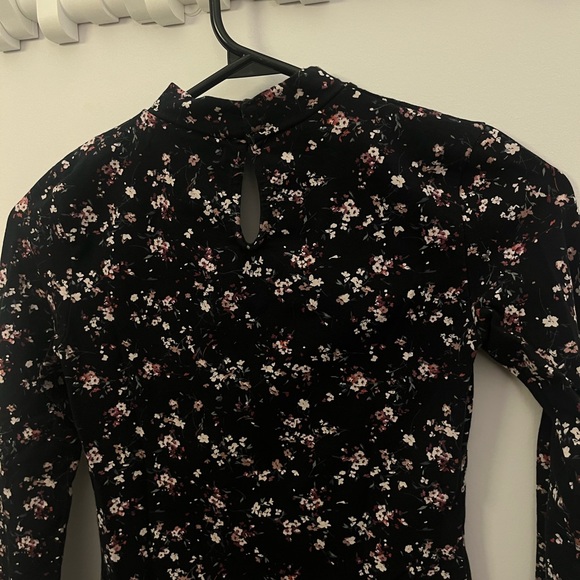 Floral shirt - Picture 5 of 7